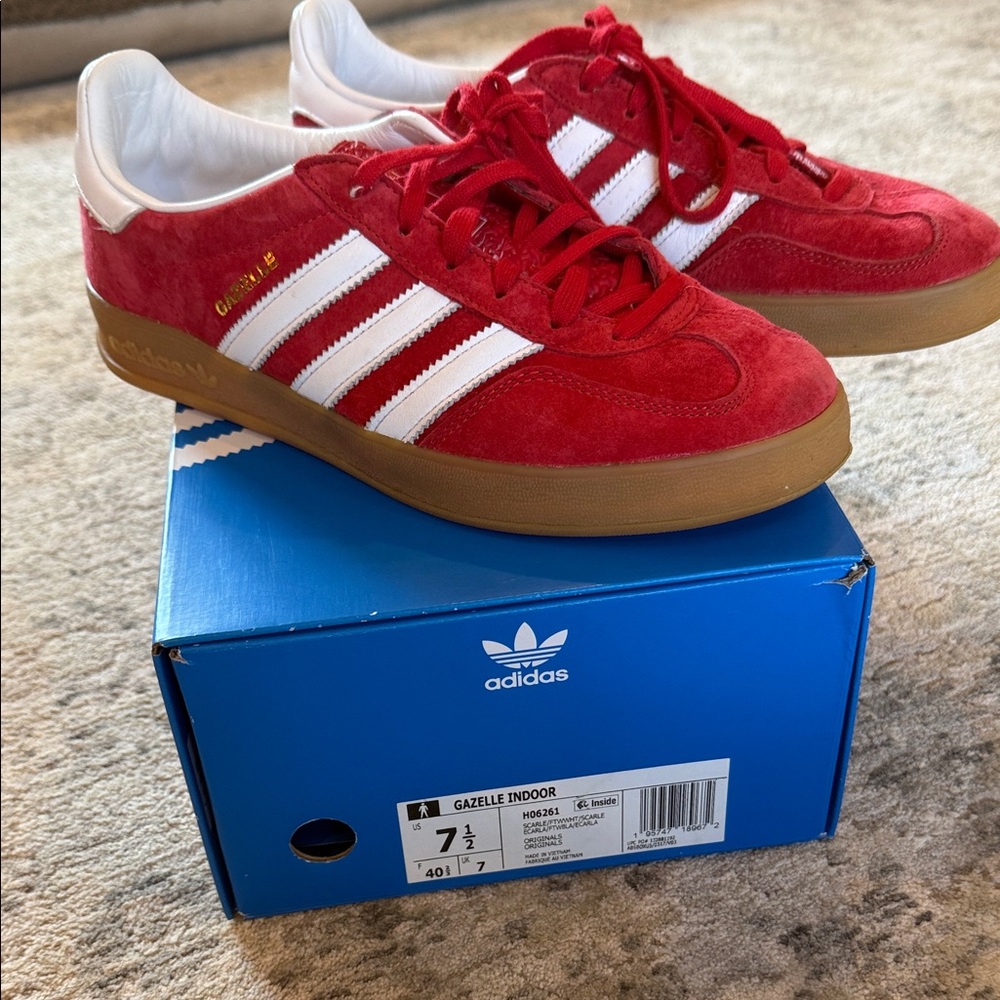 Adidas Gazelle Indoor Red Scarlett men 7.5/women 9